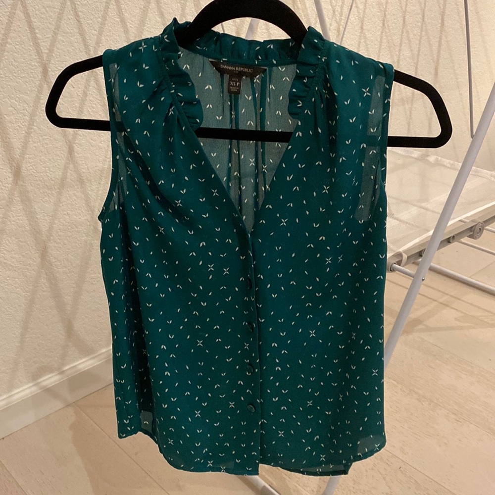 Banana Republic blouse